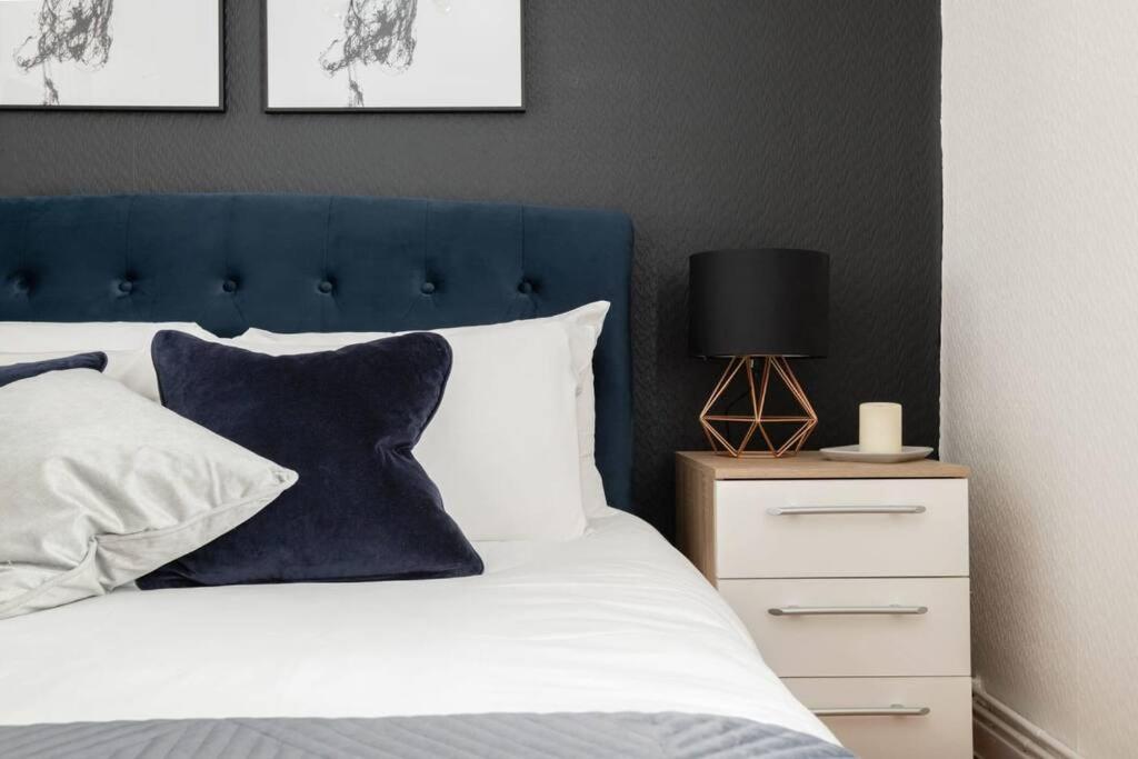 Spacious And Modern 4 Bed Apartment Next To Borough Station Londres Exterior foto